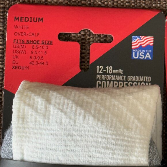 NEW BUNDLE OF 2 THORLOS EXPERIA ENERGY UNISEX OVER CALF COMPRESSION SOCKS Medium - Picture 3 of 6